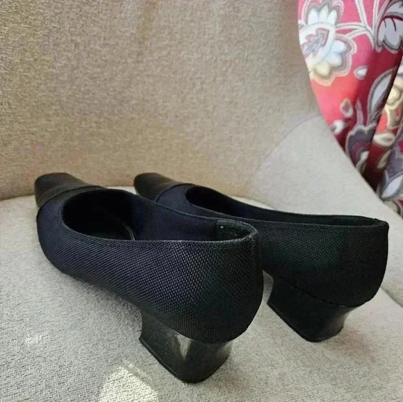 Life Stride Ravenna Black Dark Academia Mobwife Corporate Chic CorpGoth Sz 9.5 - Picture 2 of 5